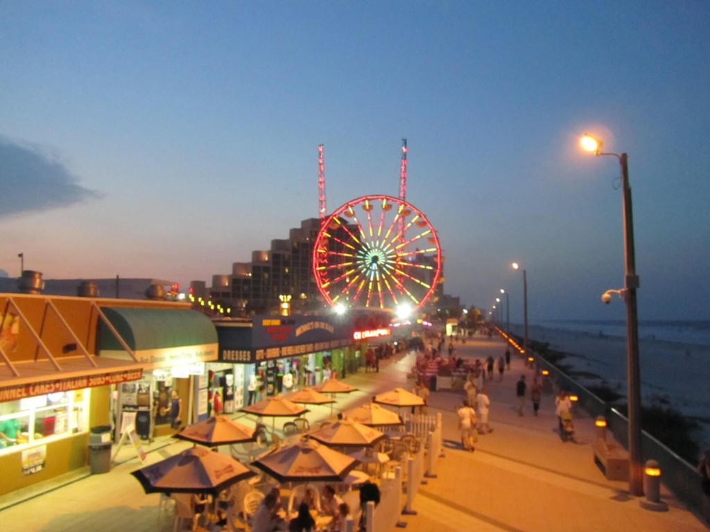 Daytona Beach Pier and Boardwalk
