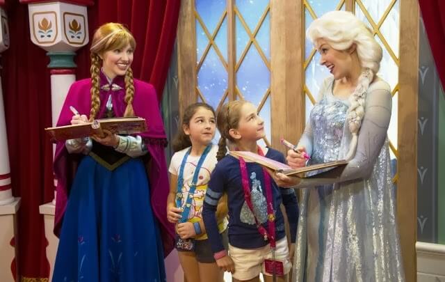 Princesas Anna e Elsa do Frozen na Disney Orlando