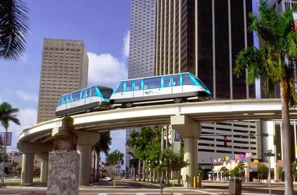 Metromover Miami Downtown Transporte