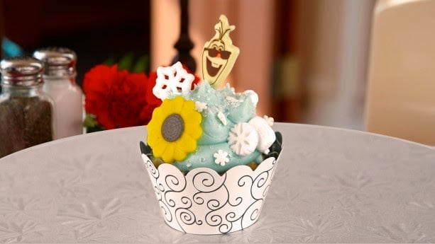 Cupcake Frozen “Anna’s Happy Birthday Cupcake”