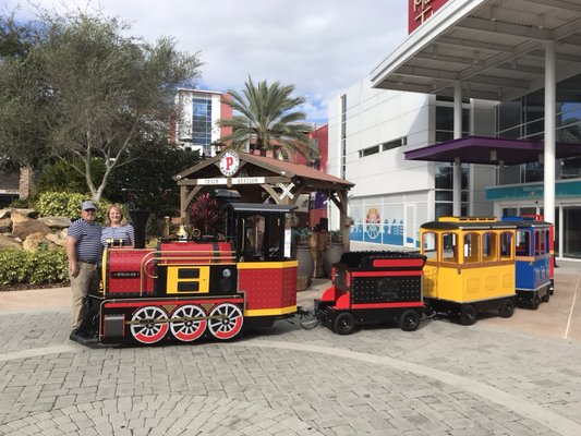 Pearl Express Train no ICON em Orlando