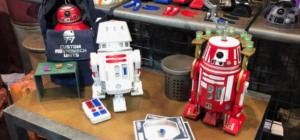Robôs prontos do Droid Depot na Star Wars Land da Disney Orlando