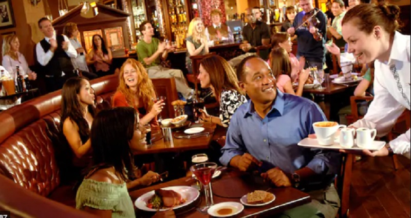 Raglan Road Irish Pub & Restaurant na Disney Springs em Orlando